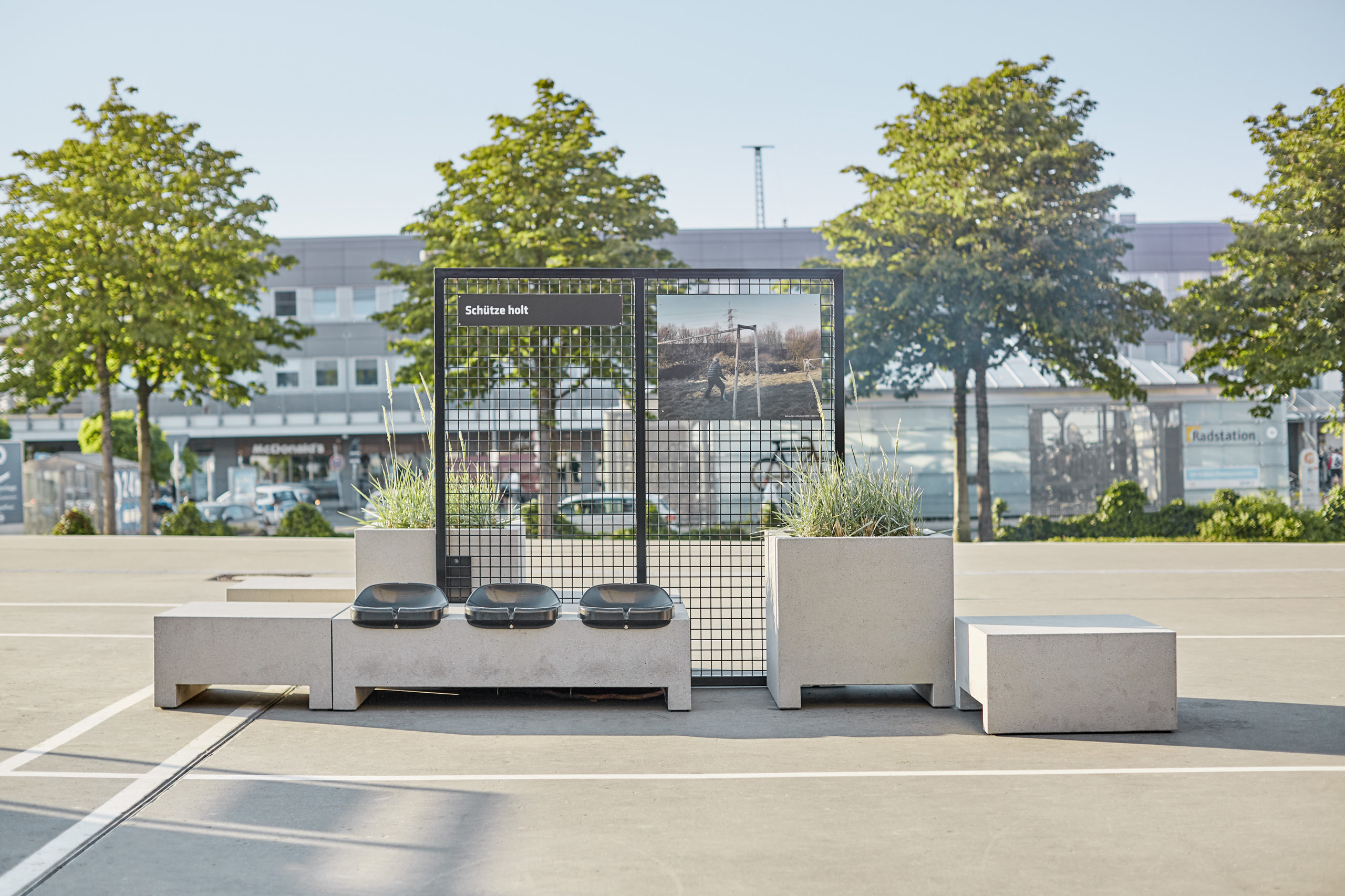 Vorplatz Des Deutschen Fu ballmuseums Die Planergruppe